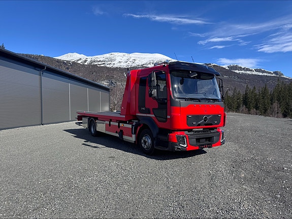 Volvo FL 240 2 of 11