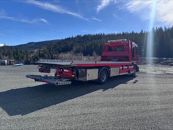 Volvo FL 240 3 of 11