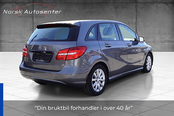 Mercedes-Benz B180 7 of 30