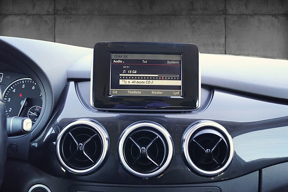 Mercedes-Benz B180 28 of 30