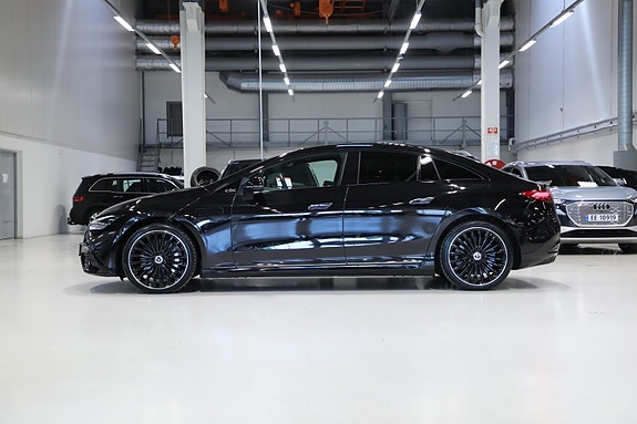 Mercedes-Benz EQE350 4 of 30