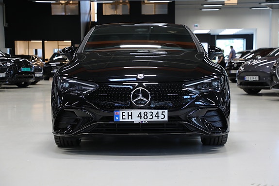 Mercedes-Benz EQE350 3 of 30