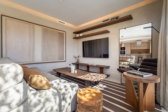 Eksklusiv penthouse med 78 m² takterrasse og panoramautsikt over golfbanen