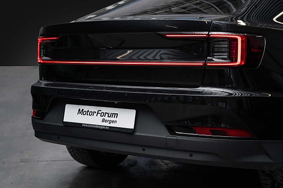 Integrert spoiler som gir et dynamisk uttrykk