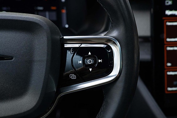 Enkel styring av lyd, telefon og førerstøtte fra rattet