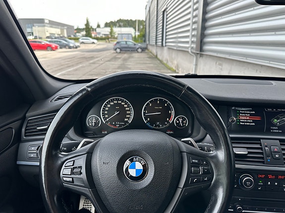 BMW X3 26 of 27