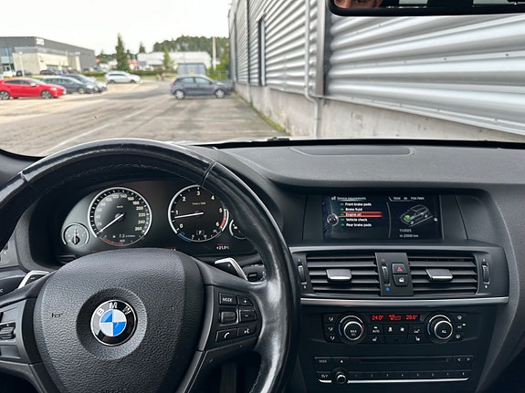 BMW X3 25 of 27