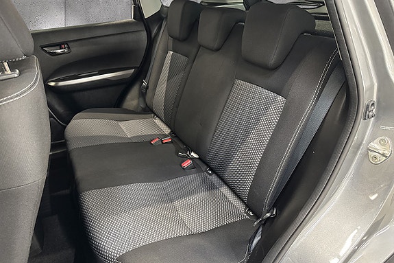 Suzuki Vitara 13 of 19