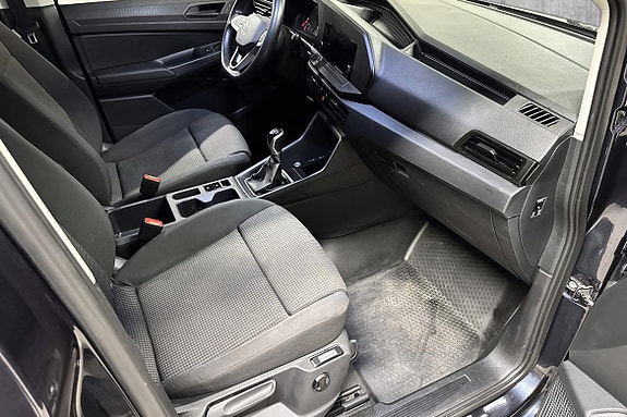 Volkswagen Caddy Maxi 19 of 23