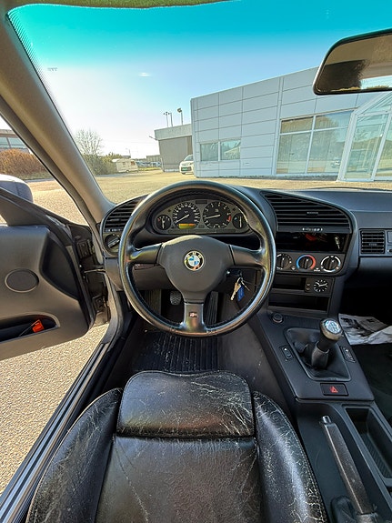 BMW 320 15 of 26