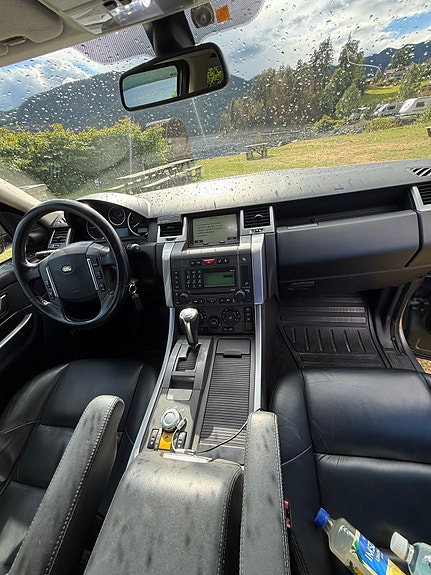 Land Rover Range Rover Sport 30 of 30