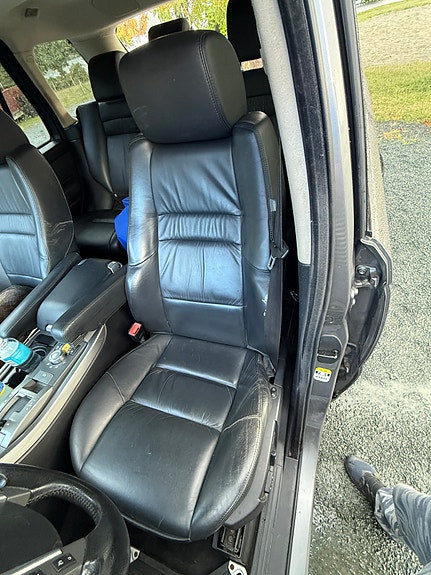 Land Rover Range Rover Sport 3 of 30