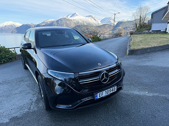 Mercedes-Benz EQC400 4 of 5