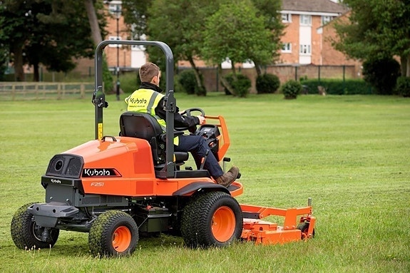 Kubota F-251