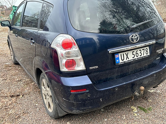 Toyota Corolla Verso 11 of 13
