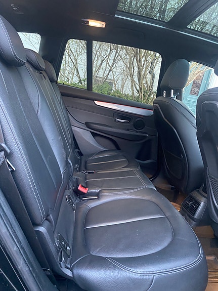 BMW 220d 11 of 12