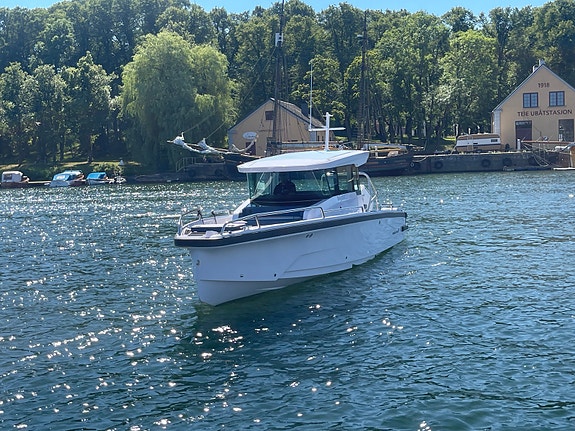 Axopar 29 XC Cross Cabin  -  2026 - Herholdt Andersen As