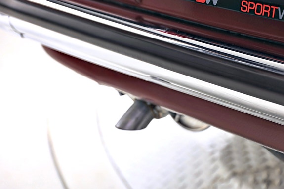 Mercedes-Benz E230 11 of 30