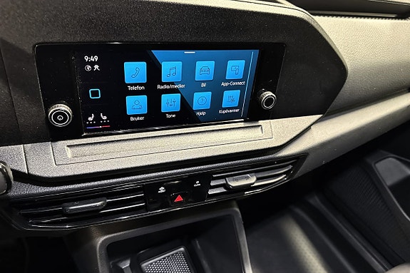 Volkswagen Caddy Maxi 16 of 24