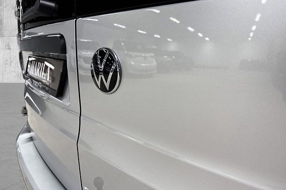 Volkswagen Caddy Maxi 11 of 24