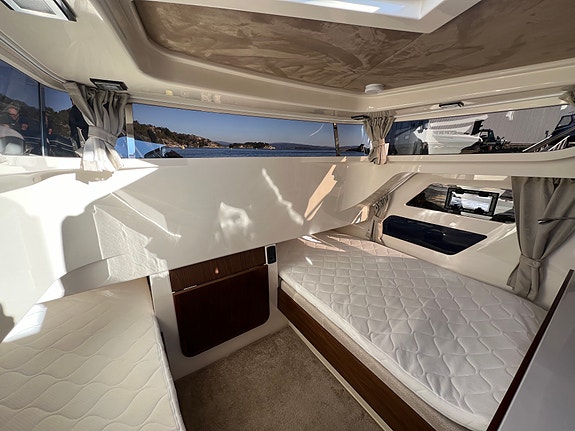 Marex 320 AFT // Stor Akterkabin // Komfortabel turbåt // Marex kvalitet! 26 of 30