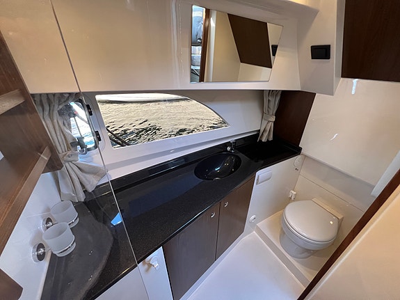 Marex 320 AFT // Stor Akterkabin // Komfortabel turbåt // Marex kvalitet! 28 of 30