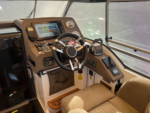 Marex 320 AFT // Stor Akterkabin // Komfortabel turbåt // Marex kvalitet! 12 of 30