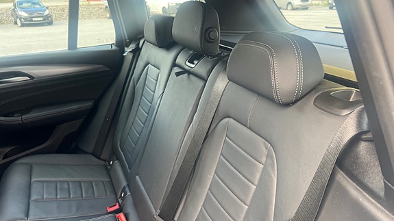 BMW X3 20 of 30