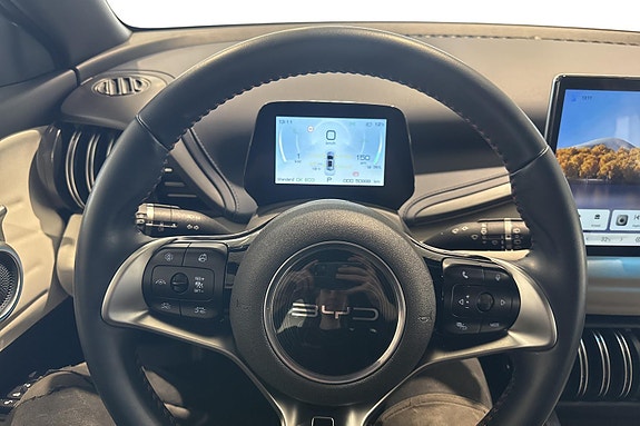 BYD Atto 3 9 of 24