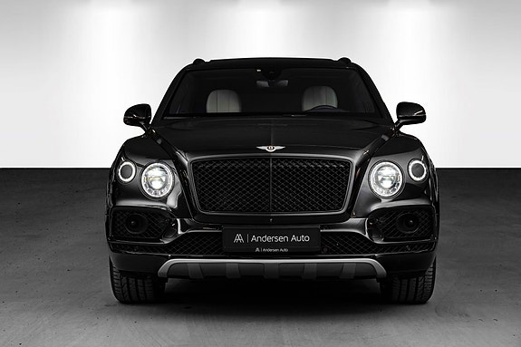 Bentley Bentayga 15 of 30