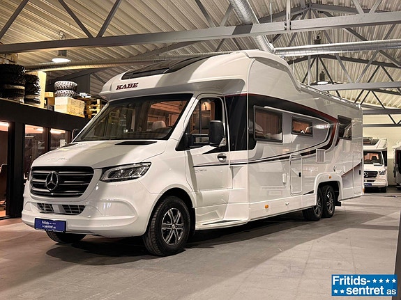 KABE TravelMaster Royal x880 LQB 2,2 / 170 hk Aut