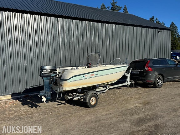 1990 Yamarin 4300 med Yamaha 30hk 4 of 5