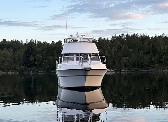 NB 840 Fly Oppgradert Garmin navi. Hekk- og baugtrøster 3 of 5
