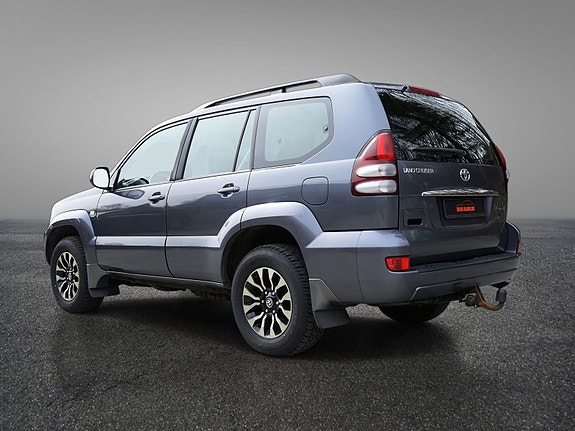 Toyota Land Cruiser 6 of 30