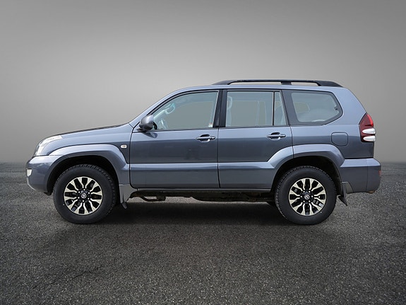 Toyota Land Cruiser 5 of 30
