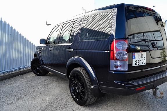 Land Rover Discovery 30 of 30