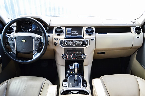 Land Rover Discovery 6 of 30