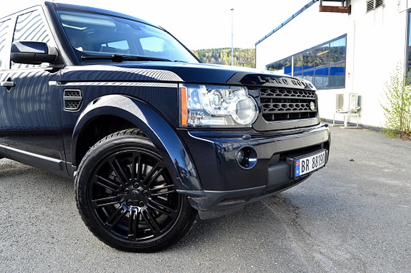 Land Rover Discovery 16 of 30