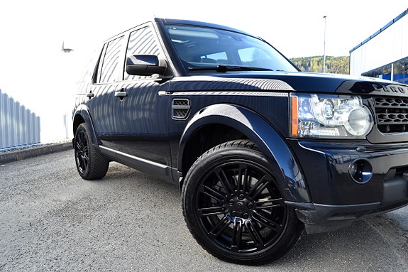 Land Rover Discovery 15 of 30