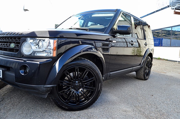 Land Rover Discovery 17 of 30