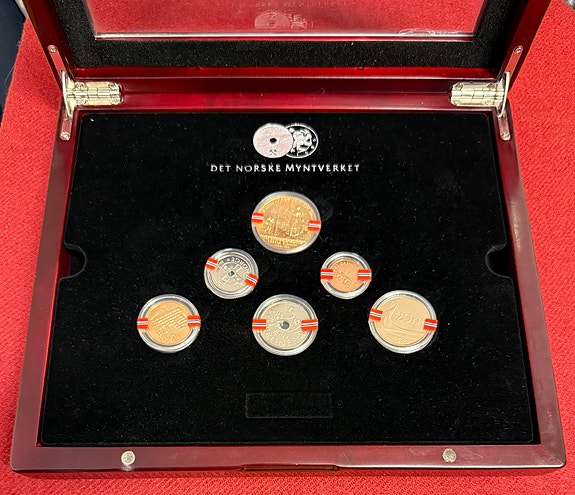 Product image 2 of 10