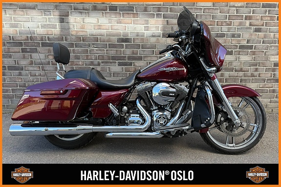 Harley-Davidson FLHXS Street Glide Special