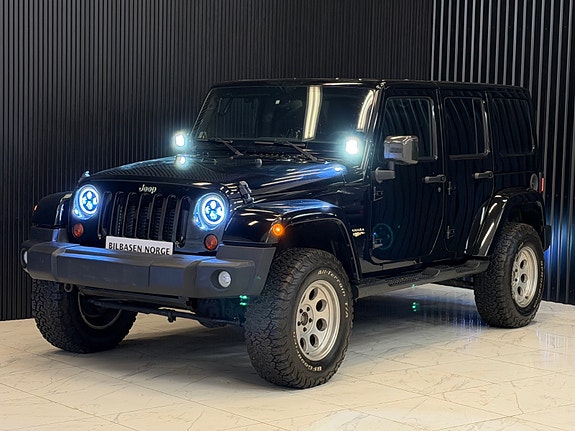 Jeep Wrangler 2 of 5