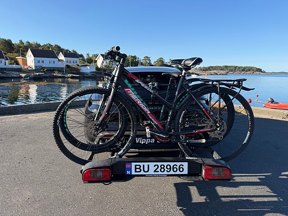 Porsche Taycan Cross Turismo 11 of 30