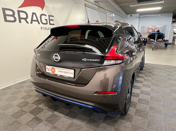 Nissan Leaf 5 of 5