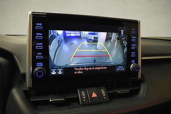 Toyota RAV4 Plug-in Hybrid 19 of 24