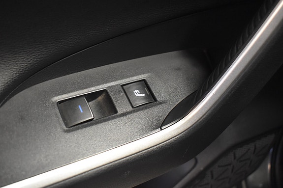 Toyota RAV4 Plug-in Hybrid 23 of 24