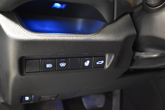 Toyota RAV4 Plug-in Hybrid 17 of 24