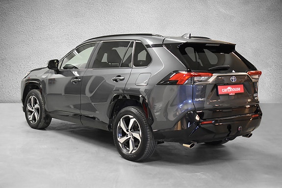 Toyota RAV4 Plug-in Hybrid 6 of 24