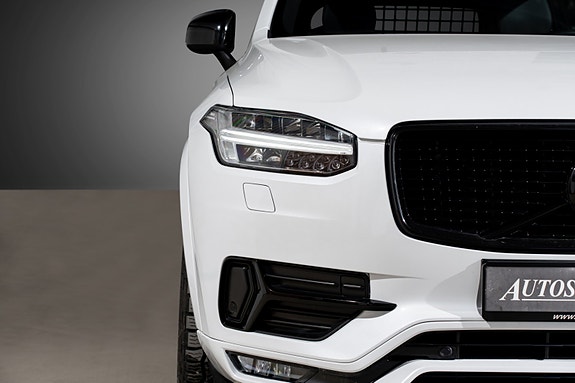 Volvo XC90 4 of 5